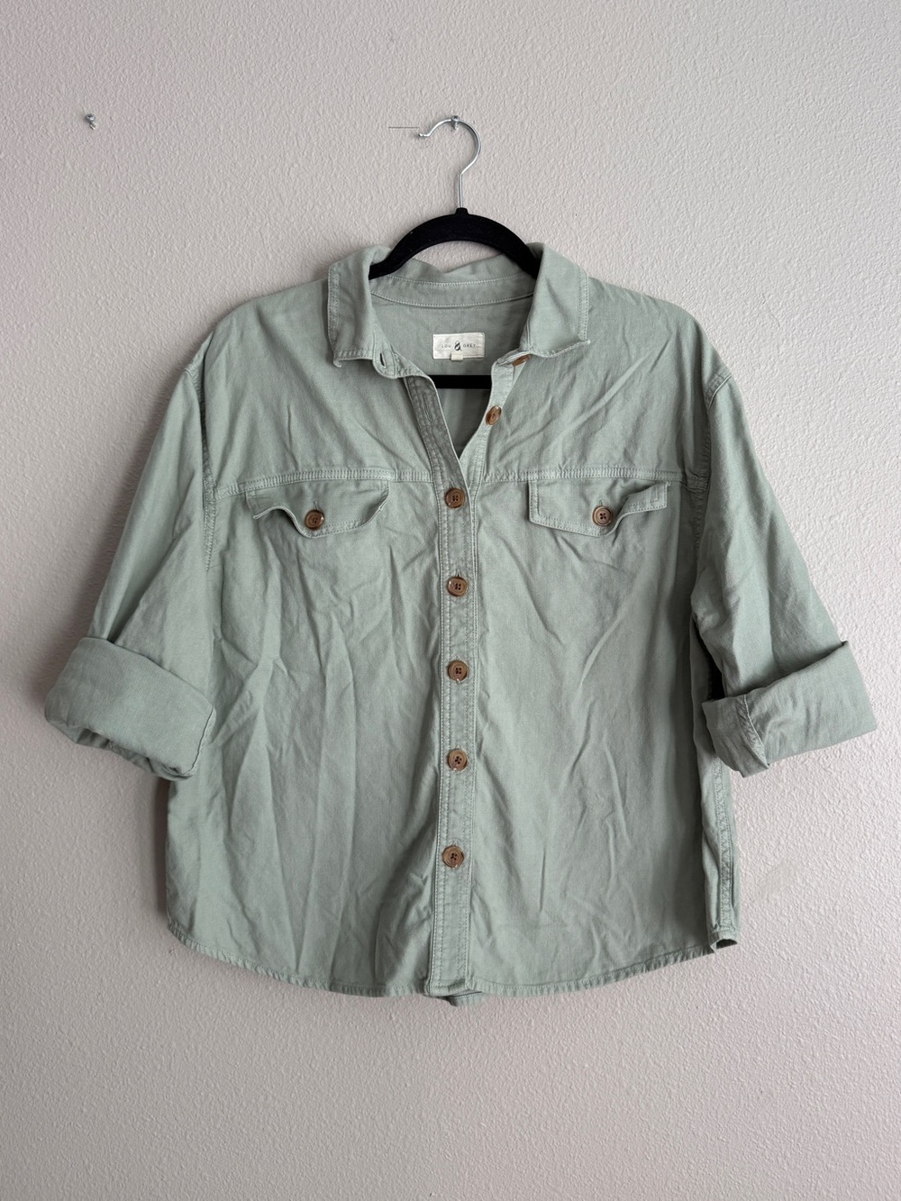 Lou & Grey Sz M Casual Button Down Shirt 100% Cotton Light Sage Green
